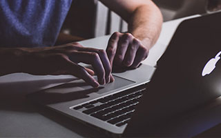 意甲媒体透露：拉齐奥后卫马鲁西奇已经决定不与拉齐奥续约，米兰和尤文对其均有兴趣